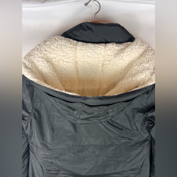 NWT Juniors' madden girl Faux-Fur Hood Parka Coat - Picture 8 of 11